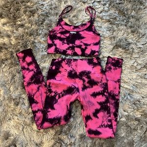 Bombshells 2 gym sets pink and black
